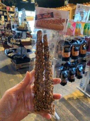 Classic Confections Skor Chocolate Dipped Pretzels