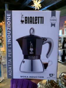 What is a Bialetti Pot?. Also known as the Moka Pot, it is an…, by  Sinziana Gafitanu, The Mad Latte