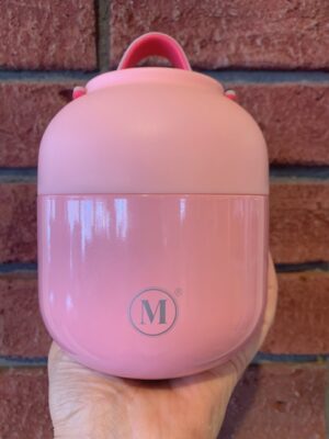 Thermal Food Jar Rose, 500 mL is pink with sparkles and a pink plastic bowl lid. The soft rubber handle is also pink.