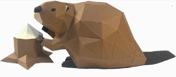 Poly Papercraft folded paper brown beaver with tree stump