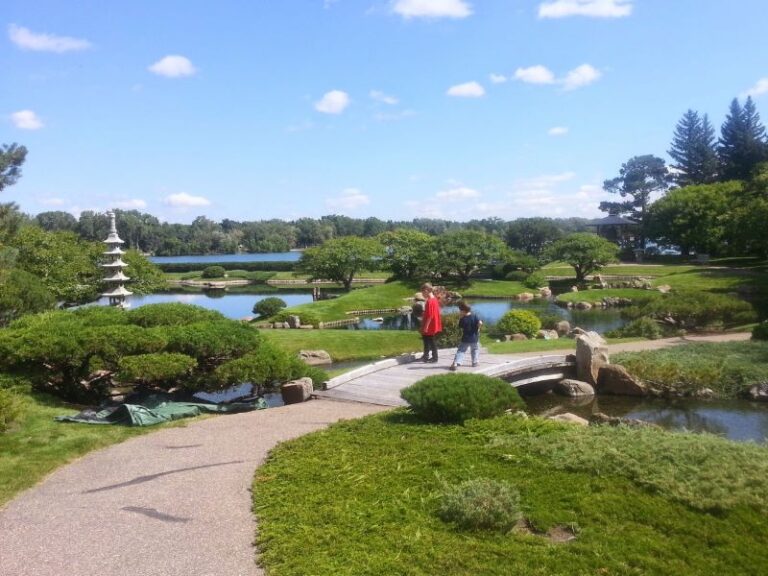 Nikka Yuko Japanese Gardens with two children