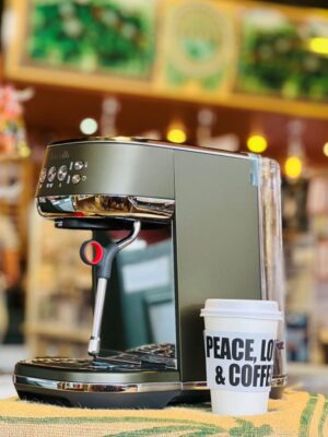 Breville Bambino Plus in Green olive Tapanade