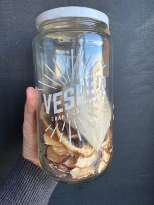 Vesper craft cocktail jar for bourbon apple cider