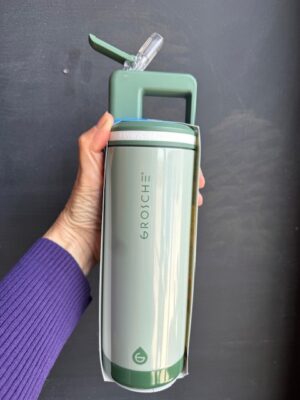 Grosche Alpine Flip & Sip 20 oz Eucalyptus Green Water bottle